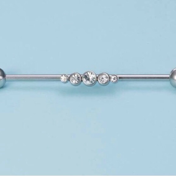 1 Piece Bar with Rhinestone Industrial/Crawler 14g Piercing NWT - Picture 3 of 5